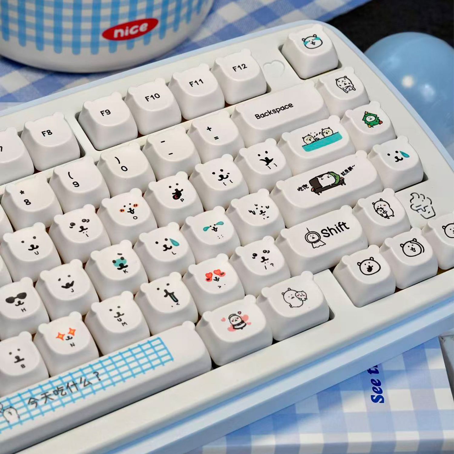 Kawaii Cartoon Joke Bear PBT K - огляд і ціна Gaming Accessories Aesthetic